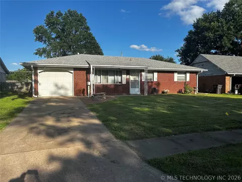 524 Sooner Rd, Bartlesville, OK 74003