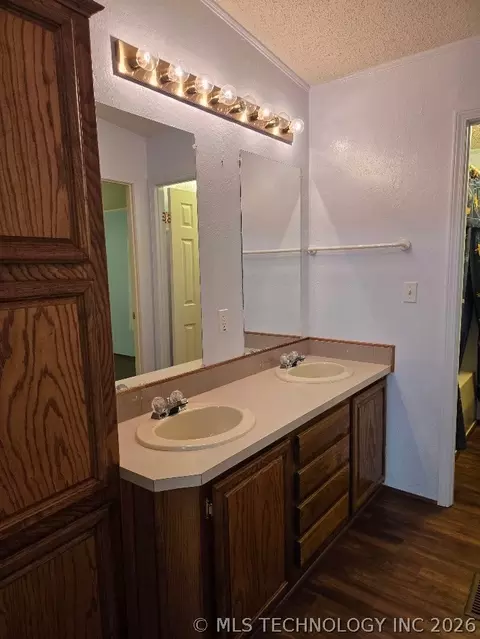 420828 E 1143 Rd, Eufaula, OK 74432 photo 32