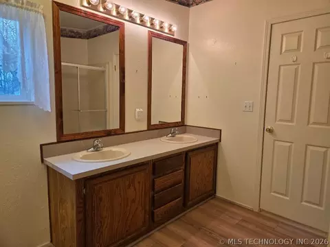 420828 E 1143 Rd, Eufaula, OK 74432 photo 24