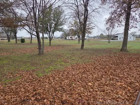 420828 E 1143 Rd, Eufaula, OK 74432 photo 3