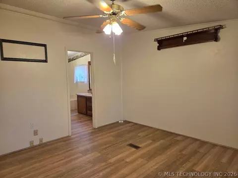 420828 E 1143 Rd, Eufaula, OK 74432 photo 21