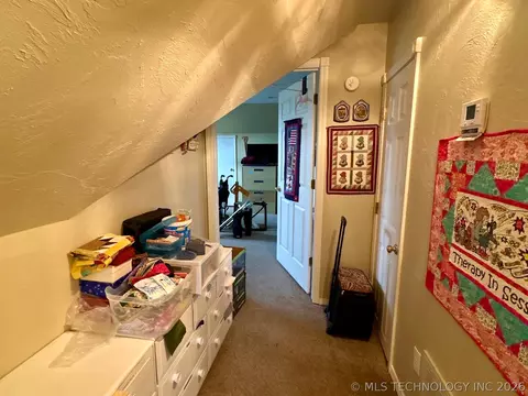 Entry Way - 1025 E 13th St, Cushing, OK 74023 photo 3 of 3
