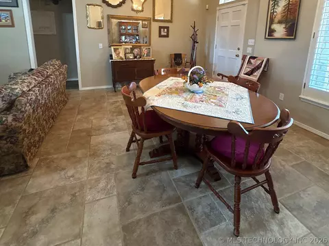 Dining - 1025 E 13th St, Cushing, OK 74023 photo 2 of 2
