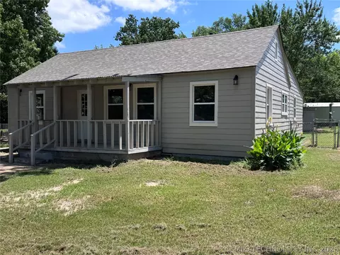 149 S 7th St, Porter, OK 74454