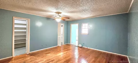 Bedroom - 509 Sunset Strip Ave, Eufaula, OK 74432 photo 3 of 16