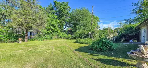 Exterior - 509 Sunset Strip Ave, Eufaula, OK 74432 photo 10 of 13