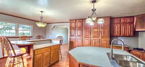 Kitchen - 509 Sunset Strip Ave, Eufaula, OK 74432 photo 3 of 11