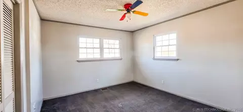 Bedroom - 509 Sunset Strip Ave, Eufaula, OK 74432 photo 15 of 16
