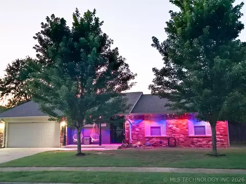 3108 W Broadway St, Broken Arrow, OK 74012