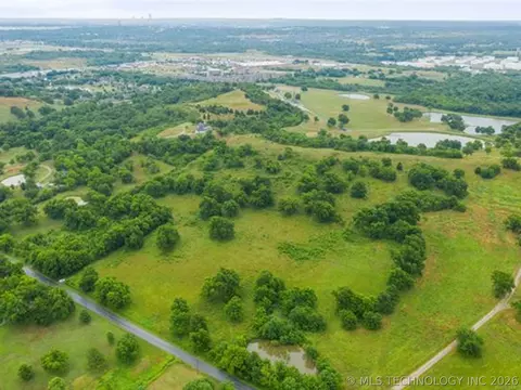 12933 S 33rd West Ave, Glenpool, OK 74033