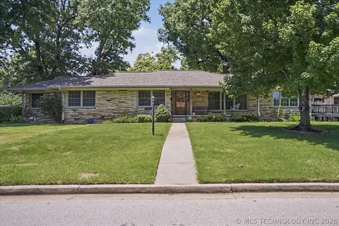 2882 S Florence Ave, Tulsa, OK 74114