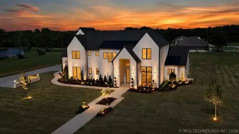 10989 S 218th East Ave, Broken Arrow, OK 74014