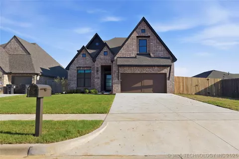 610 E 149th St S, Glenpool, OK 74033