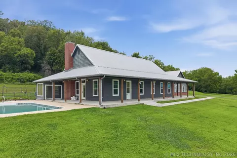 21990 S Keetonville Rd, Claremore, OK 74019
