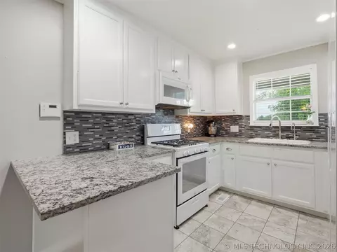 Kitchen - 5603 E 96th St N, Sperry, OK 74073 photo 1 of 5