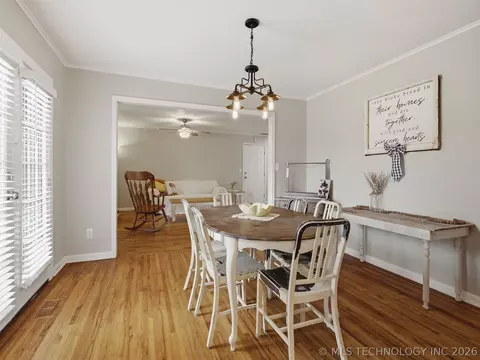 Dining - 5603 E 96th St N, Sperry, OK 74073 photo 2 of 2