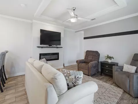 Living - 5603 E 96th St N, Sperry, OK 74073 photo 10 of 12