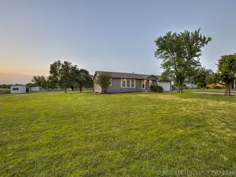 Exterior - 5603 E 96th St N, Sperry, OK 74073 photo 3 of 17