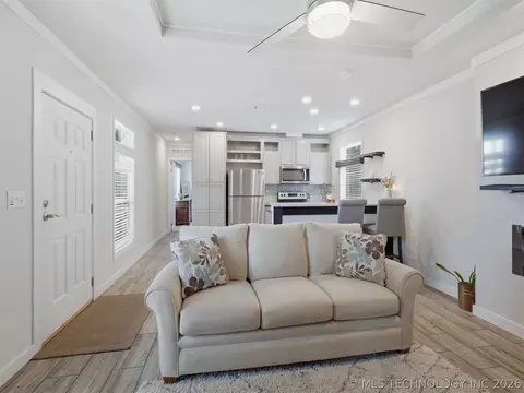 Living - 5603 E 96th St N, Sperry, OK 74073 photo 9 of 12