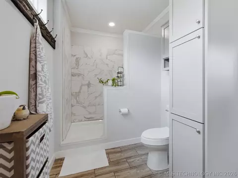 Bath - 5603 E 96th St N, Sperry, OK 74073 photo 9 of 11