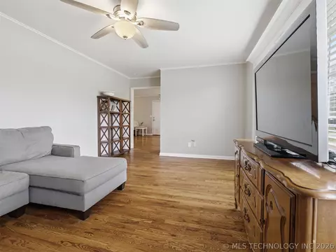 Living - 5603 E 96th St N, Sperry, OK 74073 photo 8 of 12