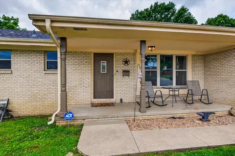 1621 Harris Dr, Bartlesville, OK 74006