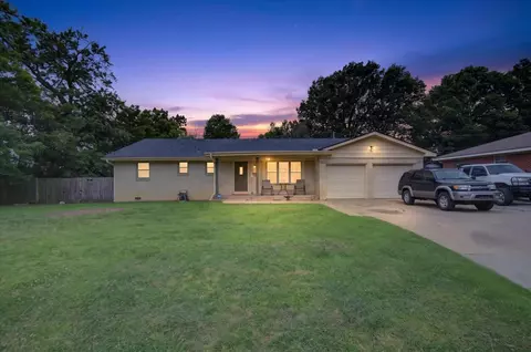 1621 Harris Dr, Bartlesville, OK 74006