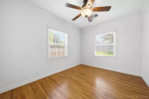 Bedroom - 4524 E 8th St, Tulsa, OK 74112 photo 5 of 6