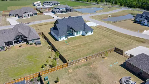 View/Area - 4724 E 177th Pl, Bixby, OK 74008 photo 3 of 5