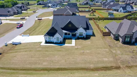 View/Area - 4724 E 177th Pl, Bixby, OK 74008 photo 1 of 5