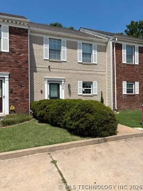 4636 S Gary Pl, Tulsa, OK 74105