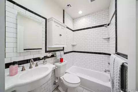 Bath - 2320 E 4th Pl, Tulsa, OK 74104 photo 1 of 2
