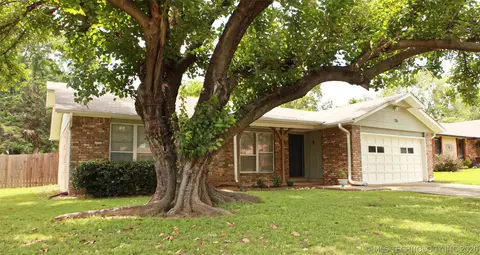 786 N Zenith Ave, Tulsa, OK 74127
