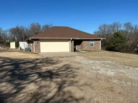 50591 110th St, Stratford, OK 74872