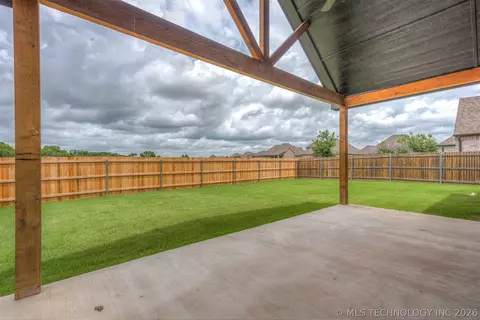Other - 2402 E Northampton St, Broken Arrow, OK 74014 photo 9 of 12
