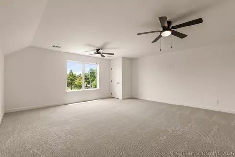 Bedroom - 2402 E Northampton St, Broken Arrow, OK 74014 photo 11 of 13