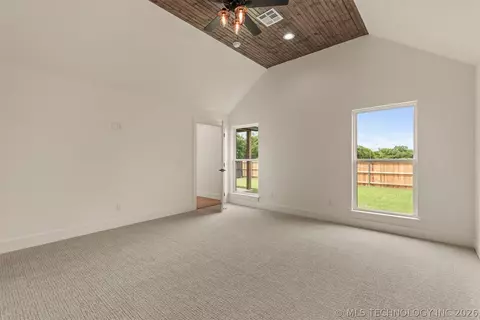 Bedroom - 2402 E Northampton St, Broken Arrow, OK 74014 photo 5 of 13