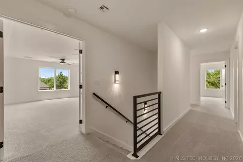 Entry Way - 2402 E Northampton St, Broken Arrow, OK 74014 photo 6 of 8