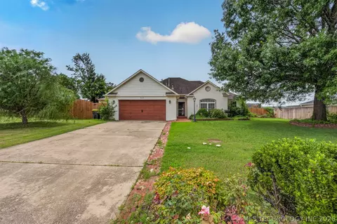 2150 E 140th Pl S, Bixby, OK 74008