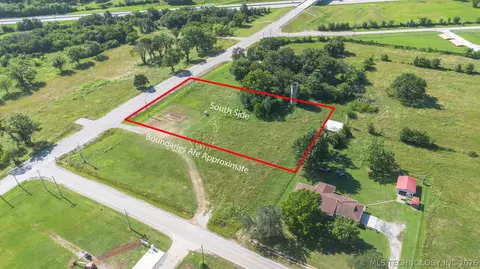 S 4410 Road, Vinita, OK 74301
