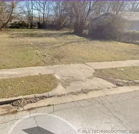 6385 N Boulder Ave W, Tulsa, OK 74126