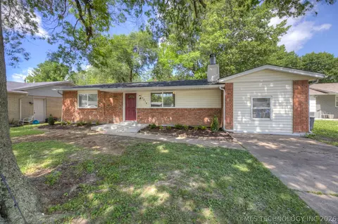 2210 S 131st East Ave, Tulsa, OK 74134