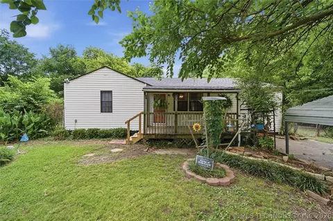 2458 E 60th Street North N, Tulsa, OK 74130