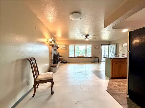 Living - 2087 E Mcgill Cir, Eufaula, OK 74432 photo 1 of 1