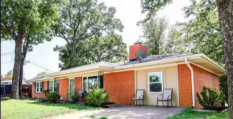 Exterior - 2087 E Mcgill Cir, Eufaula, OK 74432 photo 2 of 6