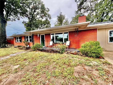 Exterior - 2087 E Mcgill Cir, Eufaula, OK 74432 photo 7 of 10
