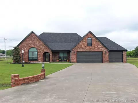 5804 E 147th St N, Collinsville, OK 74021