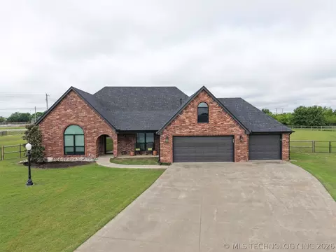 5804 E 147th St N, Collinsville, OK 74021