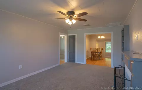 903 E Beverly St, Ada, OK 74820 photo 6