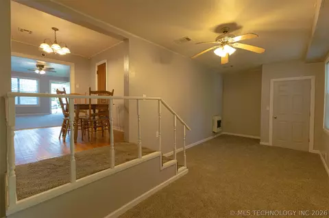 903 E Beverly St, Ada, OK 74820 photo 23